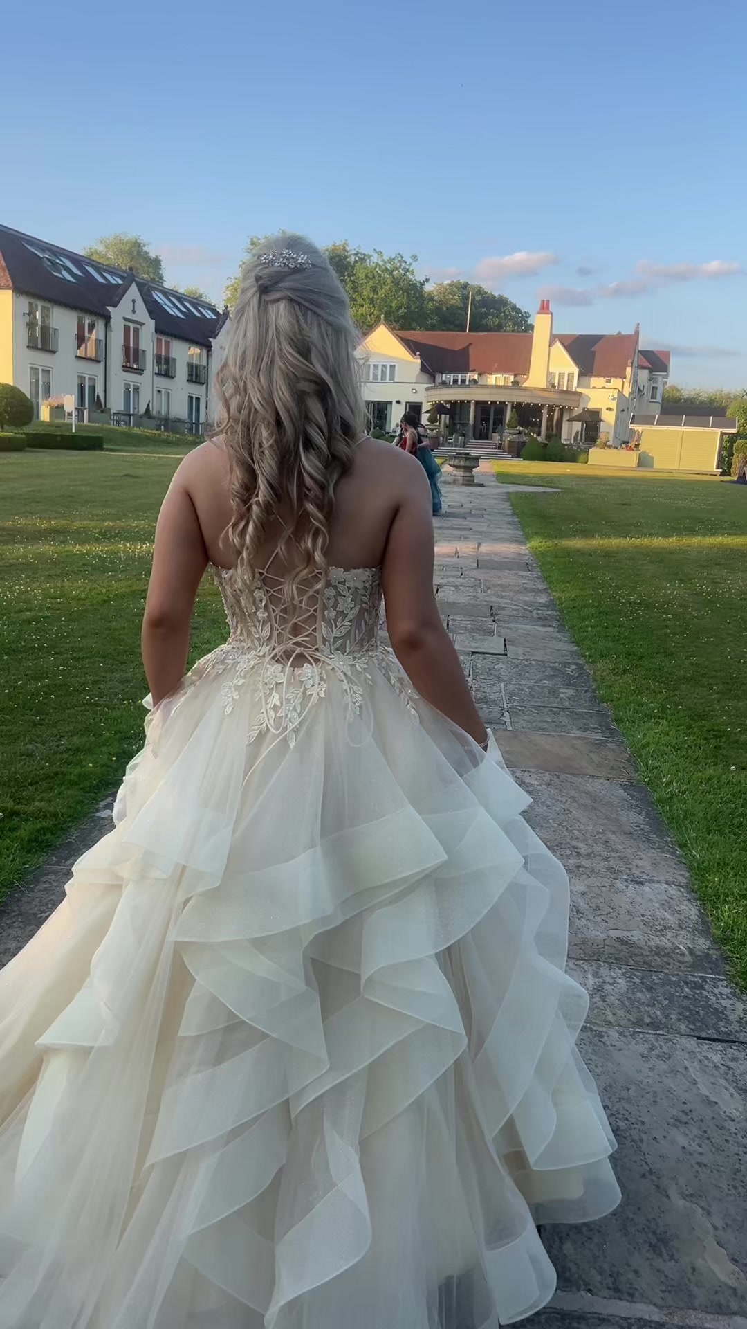 @BridalandPromBar
