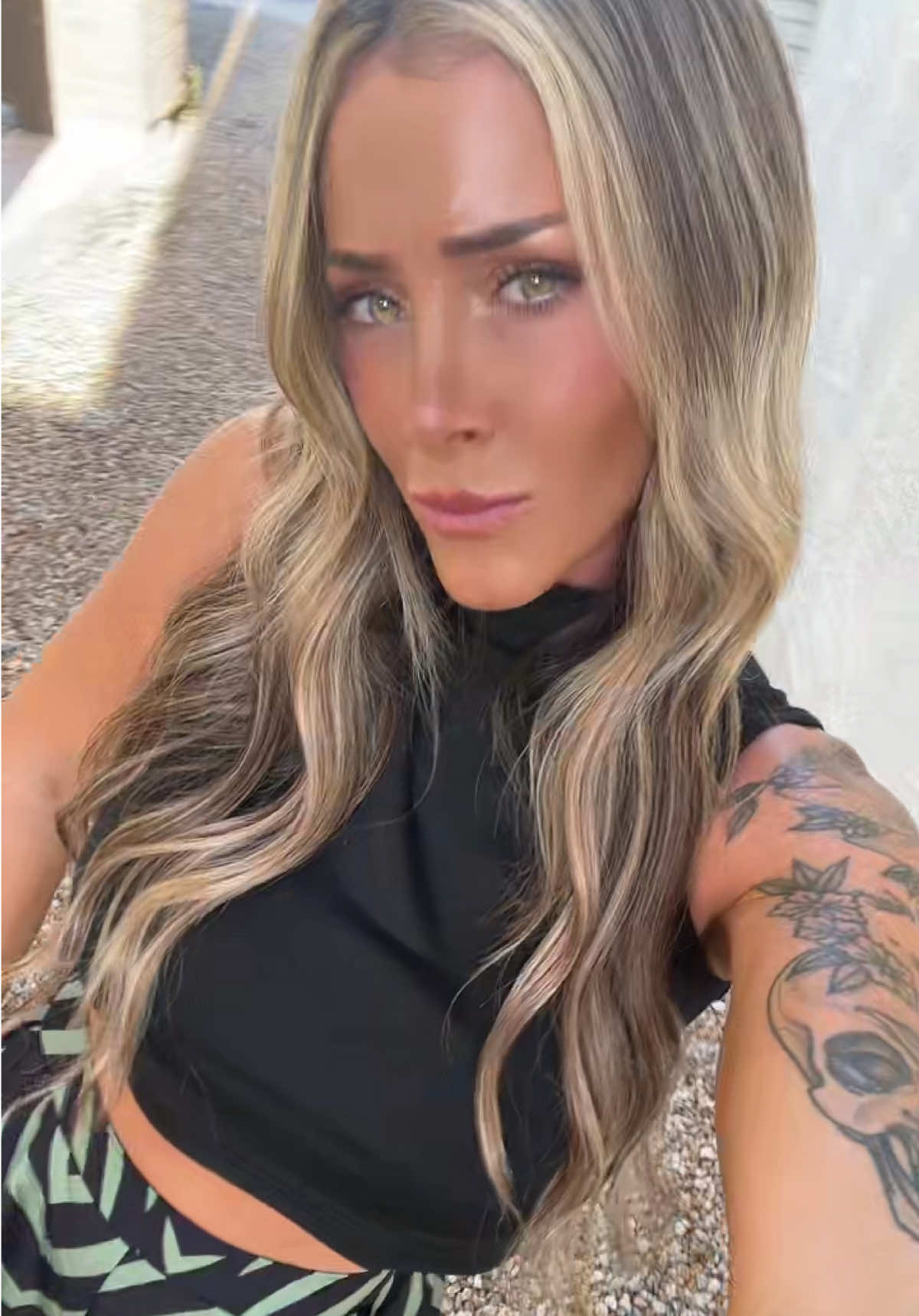 @Robyn_Durnil