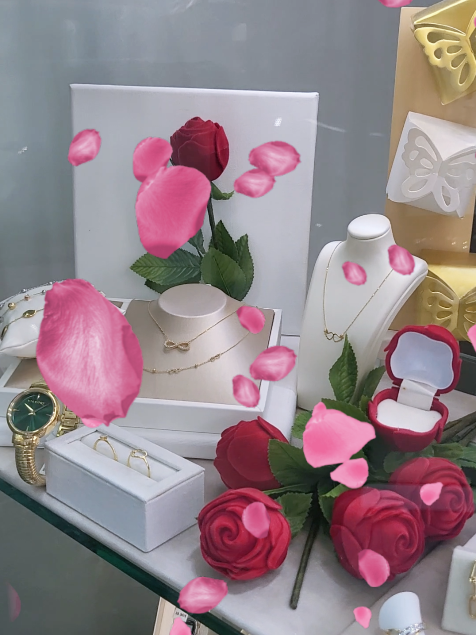 @Omnia Jewelry Store
