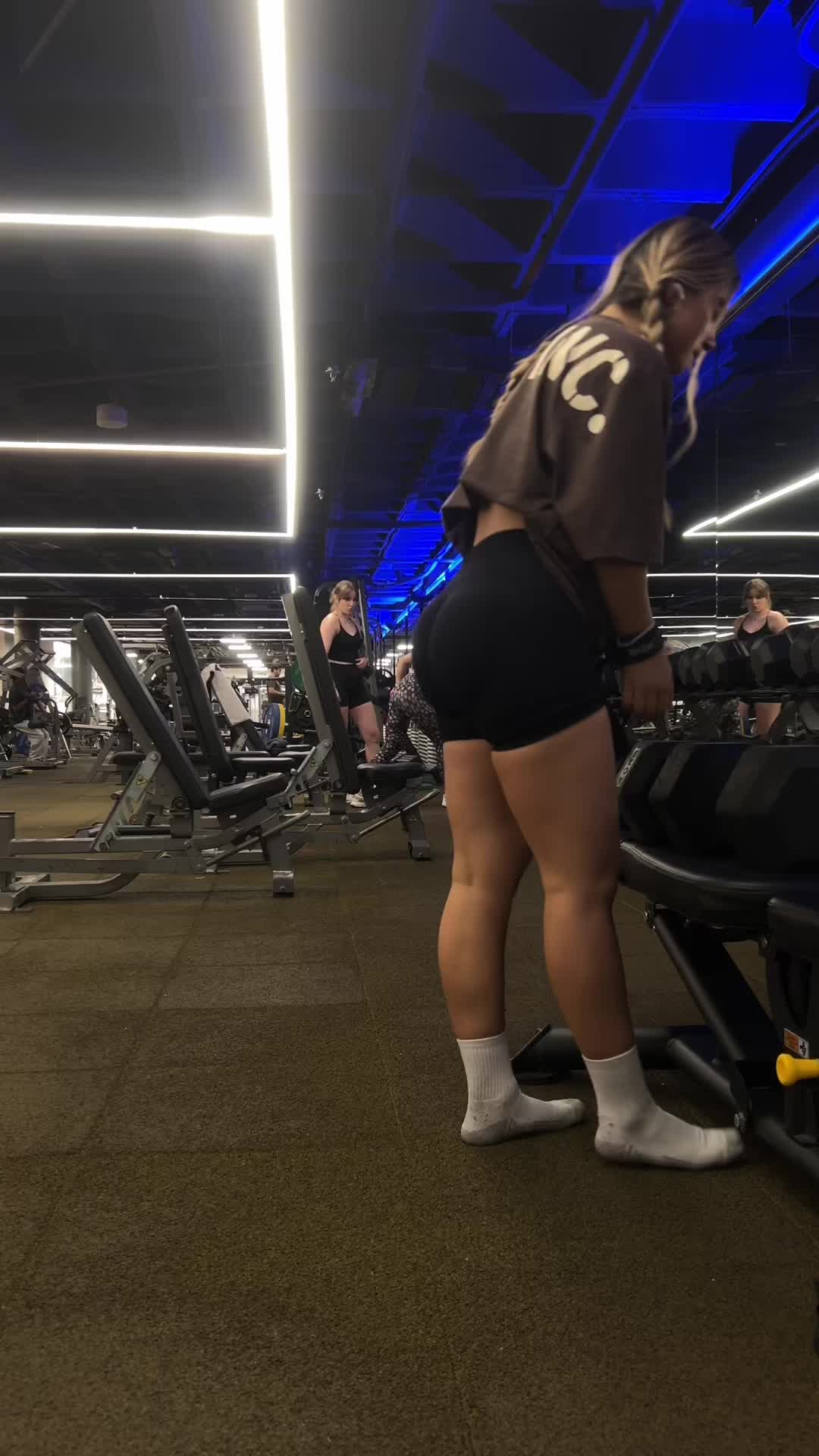 @Lauraquiinteroo