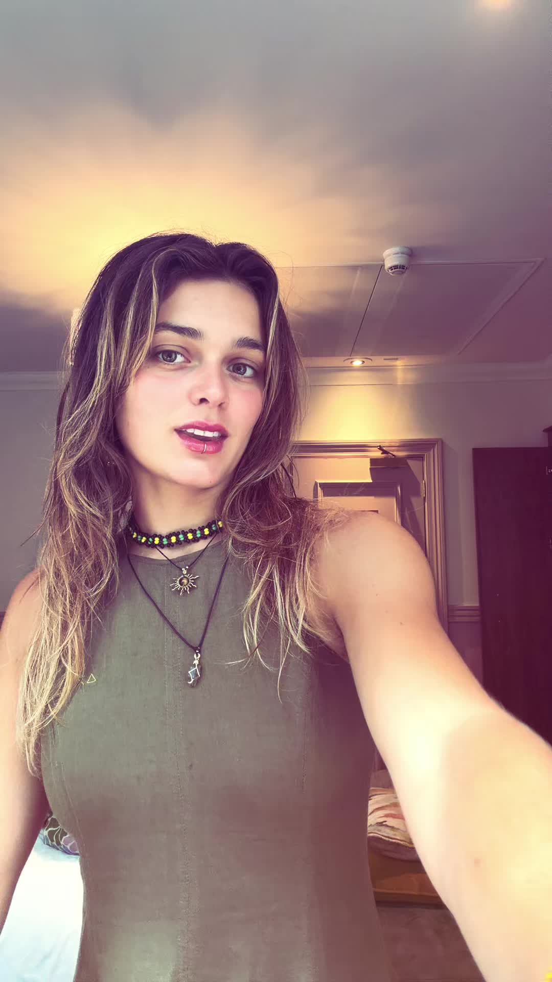 @M A V I V A