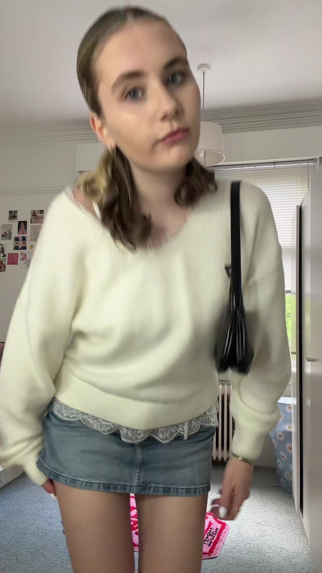 @julia 💖🍒🏠🐈⬛💋🪩