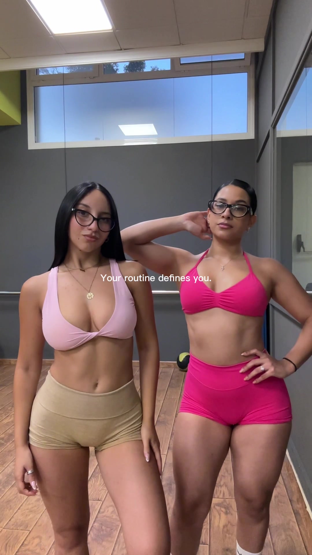 @anaaa.cf_