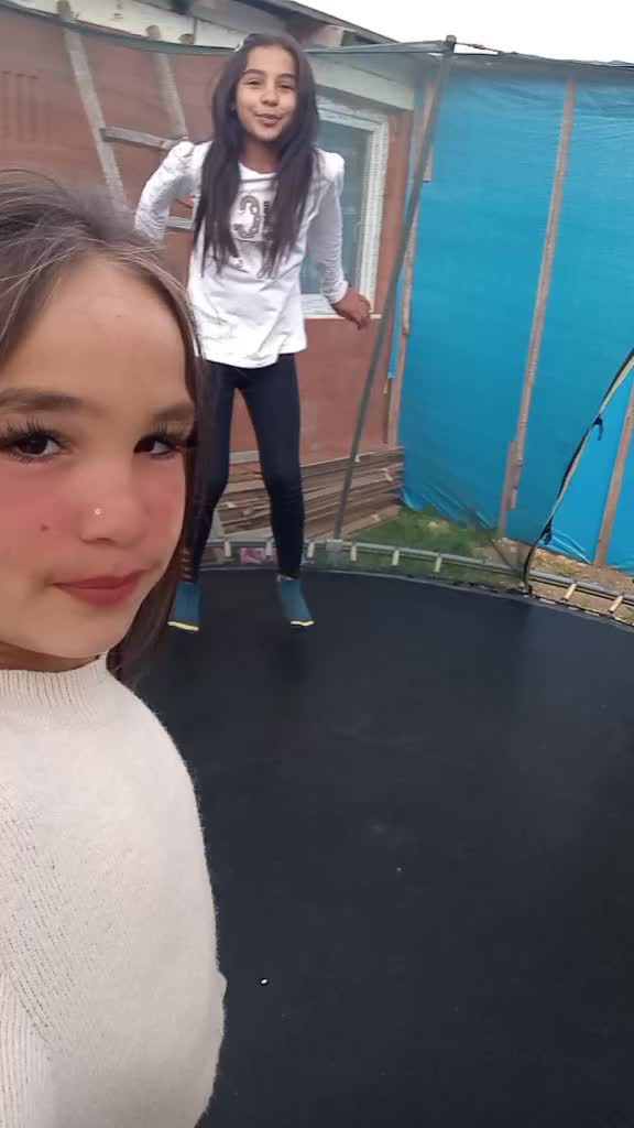 @ŤØMMÿŇĶŒ Şhëłbÿ