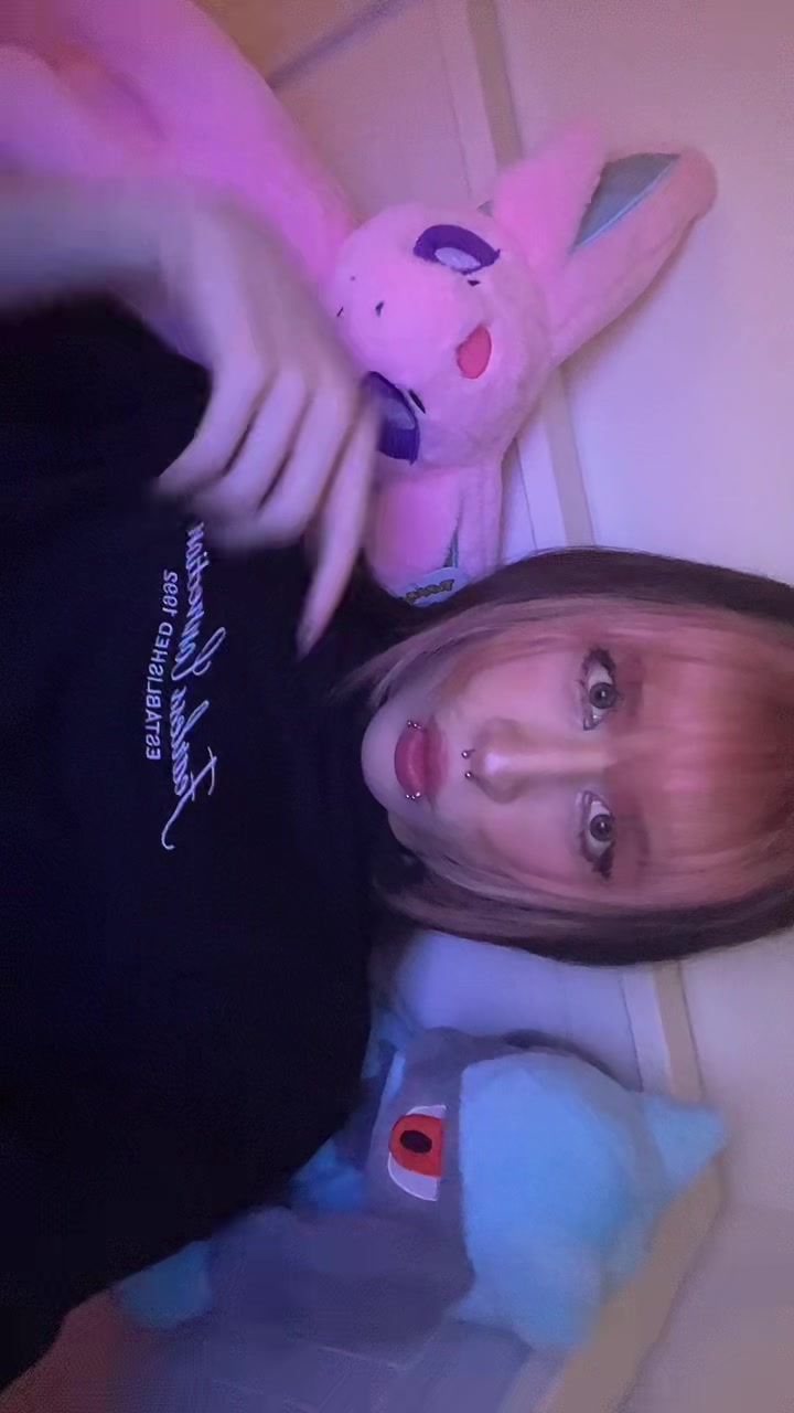 @miky miky 🧃🐇