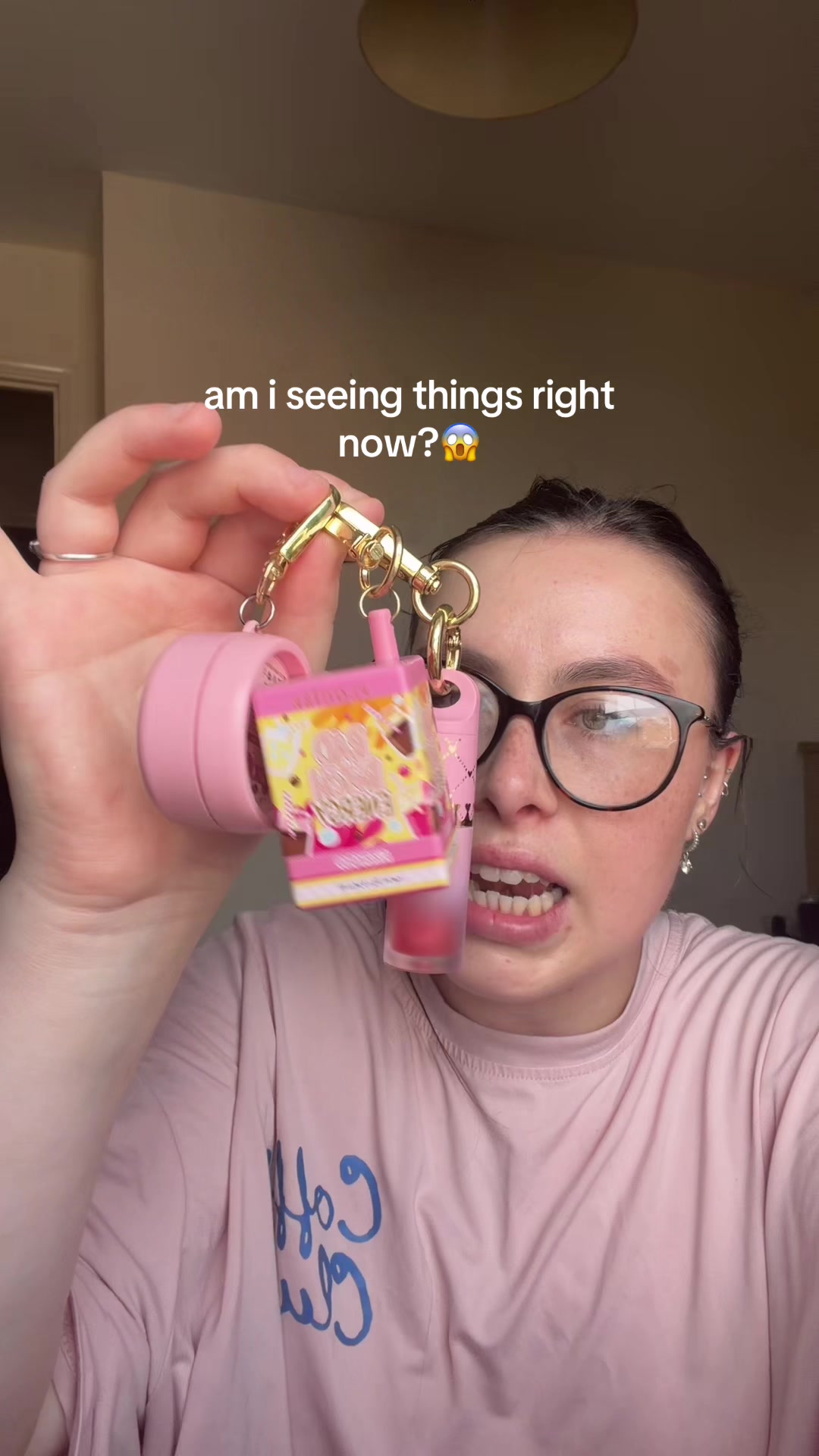 @Hannah🎀✨