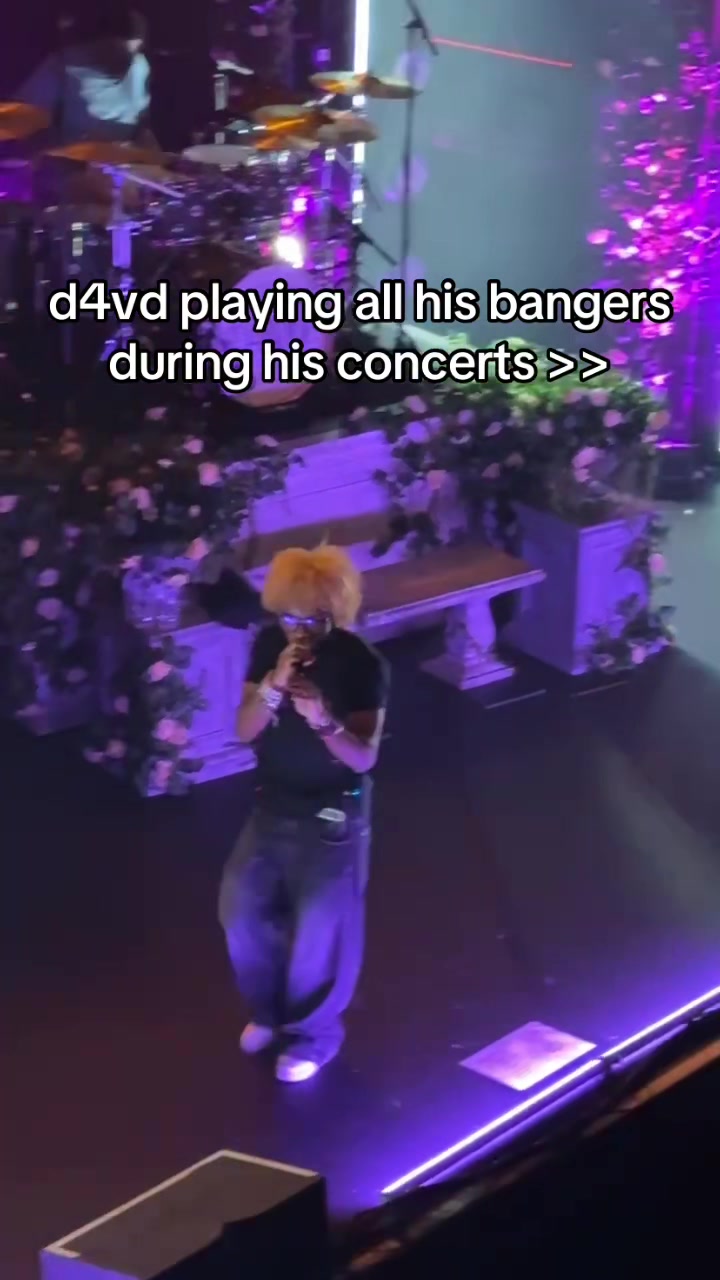 @D4VD SINGZ