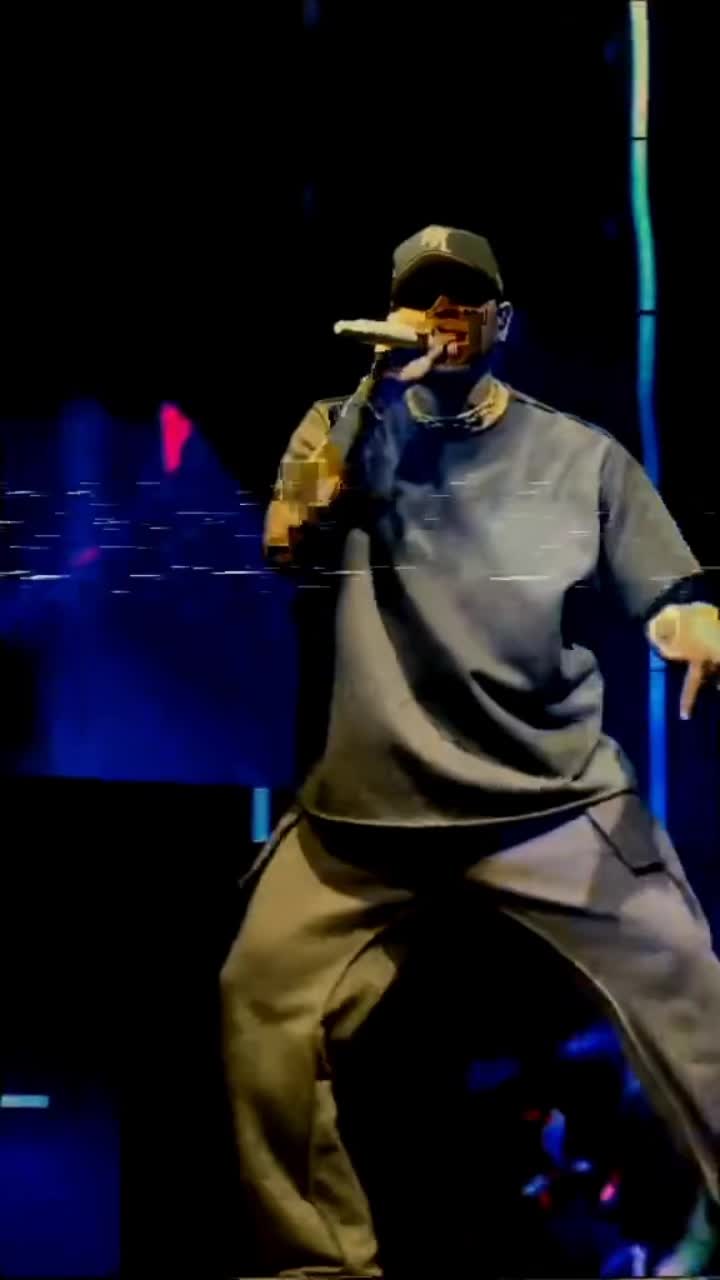 @Team Chris brown