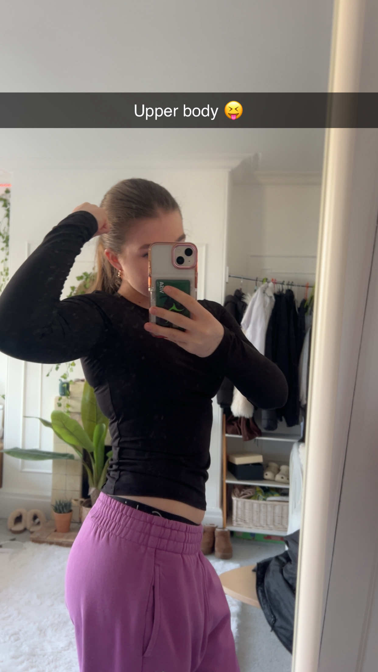 @ellie_main02