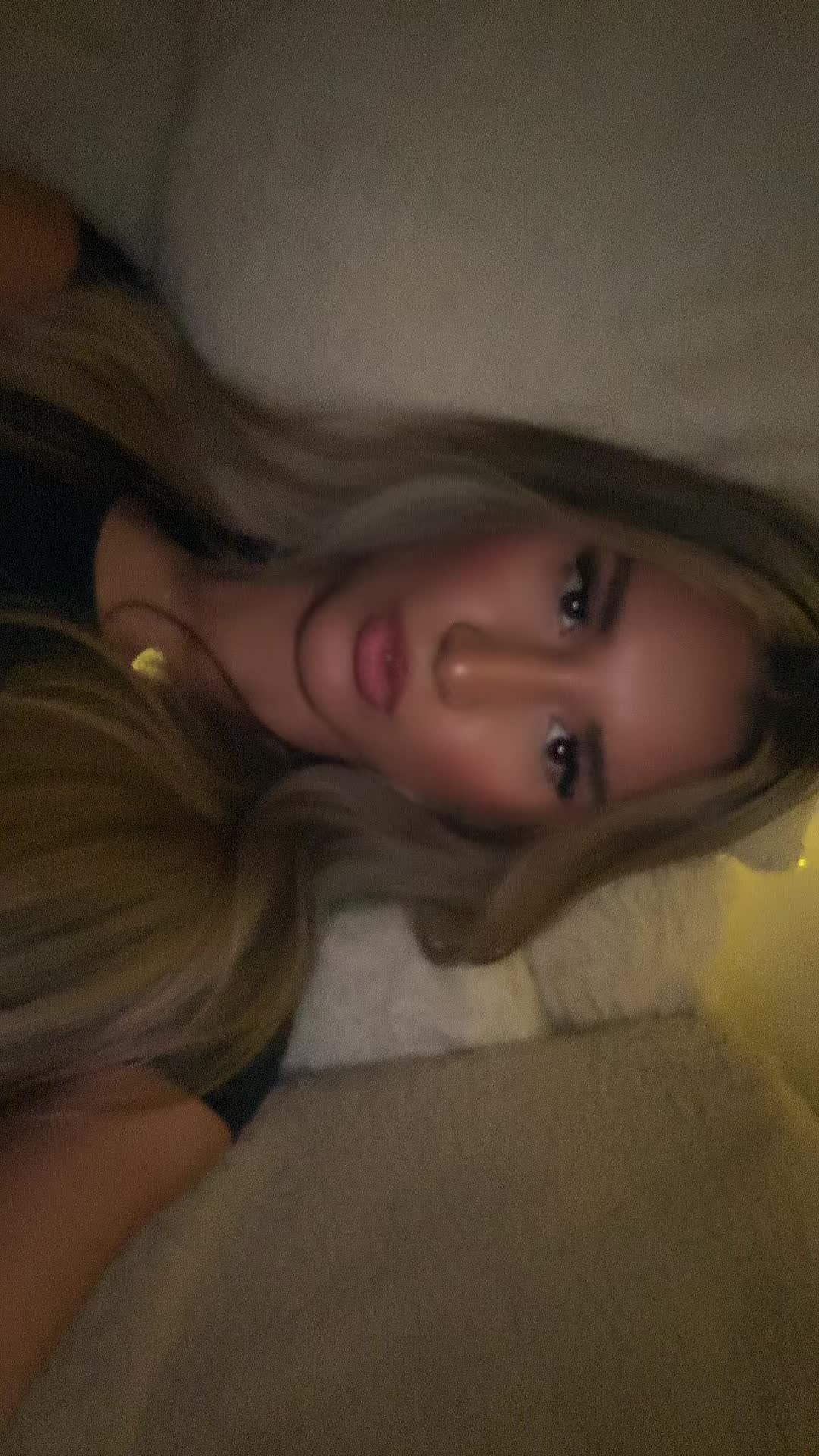 @chlxek_