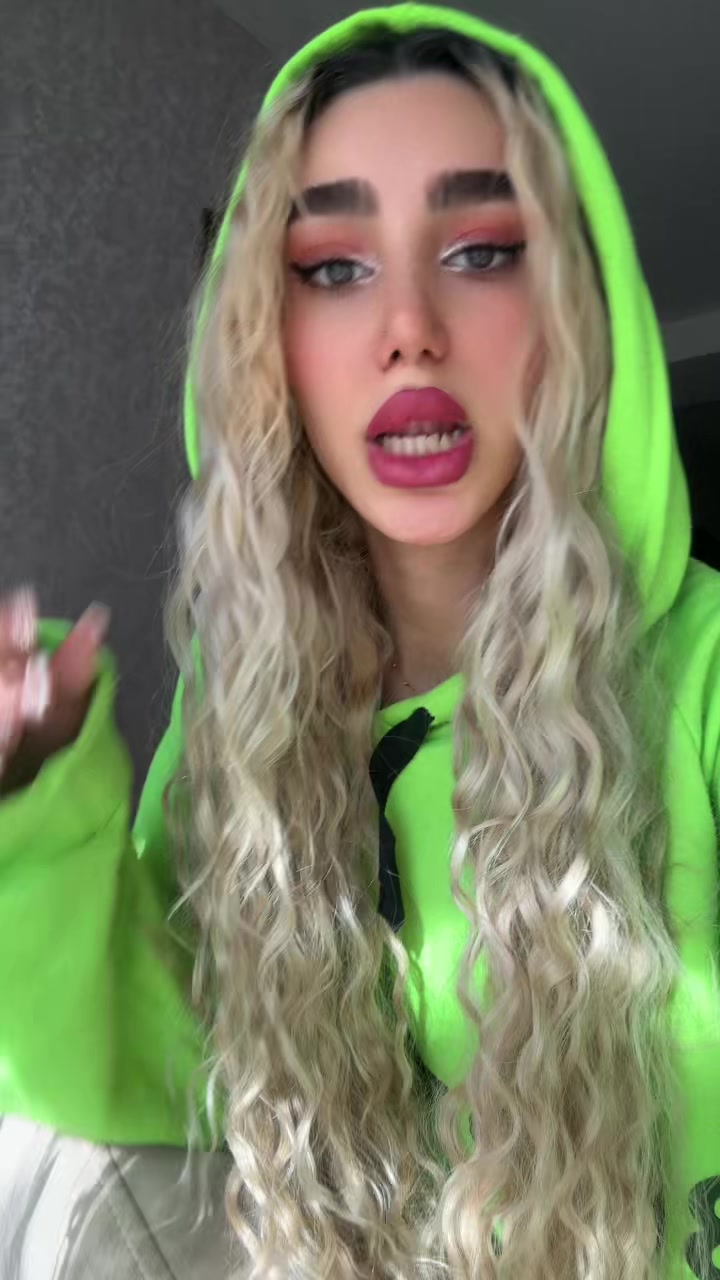 @saraakittyy