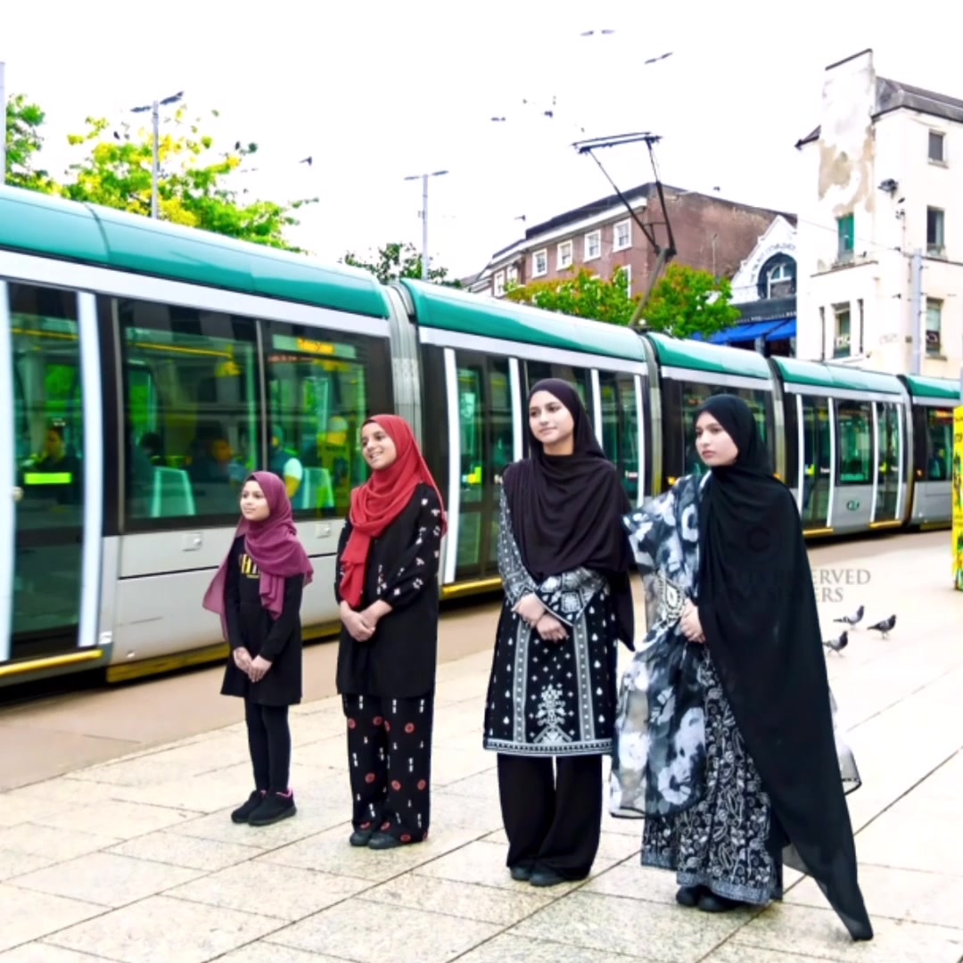 @waniya_sisters