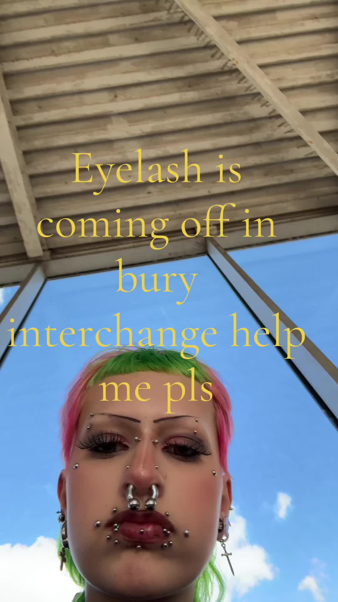 @☢︎