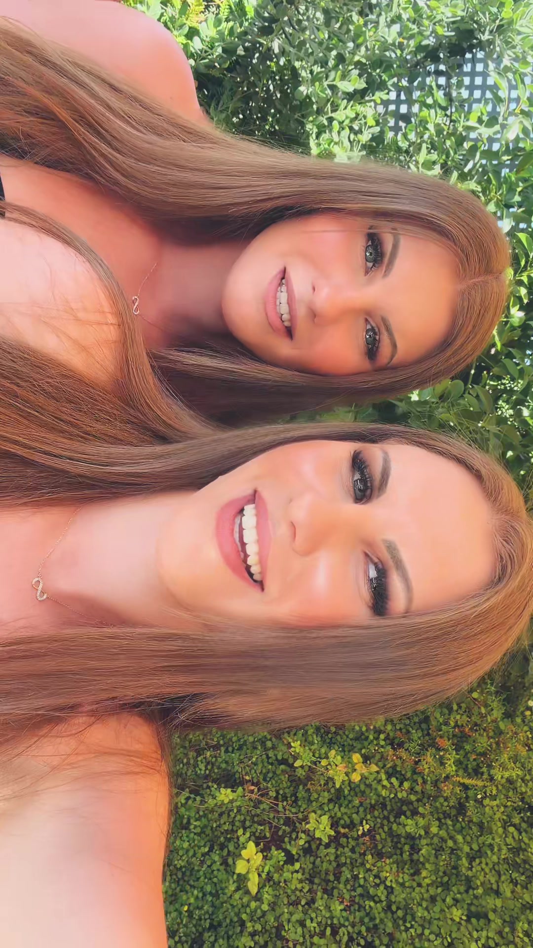 @Dezmaric_twins