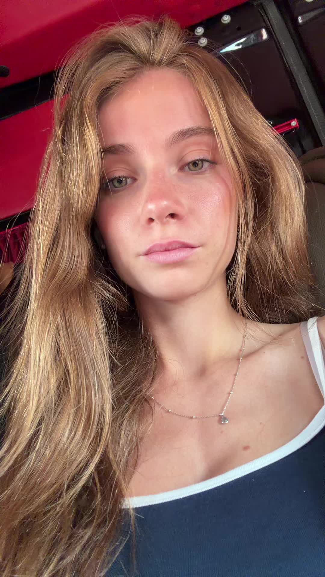 @Laorejaaa