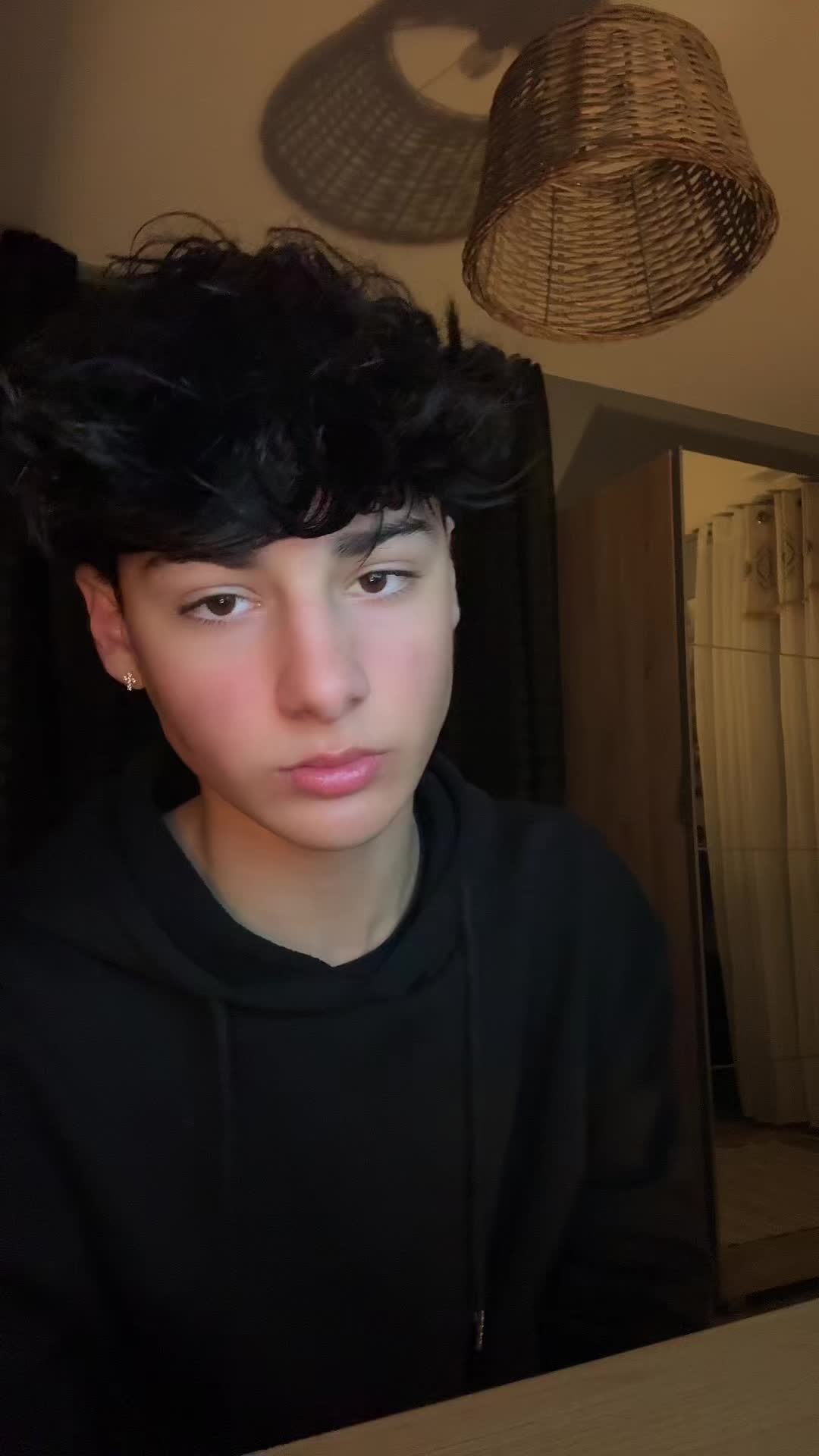 @L&Eacute;O