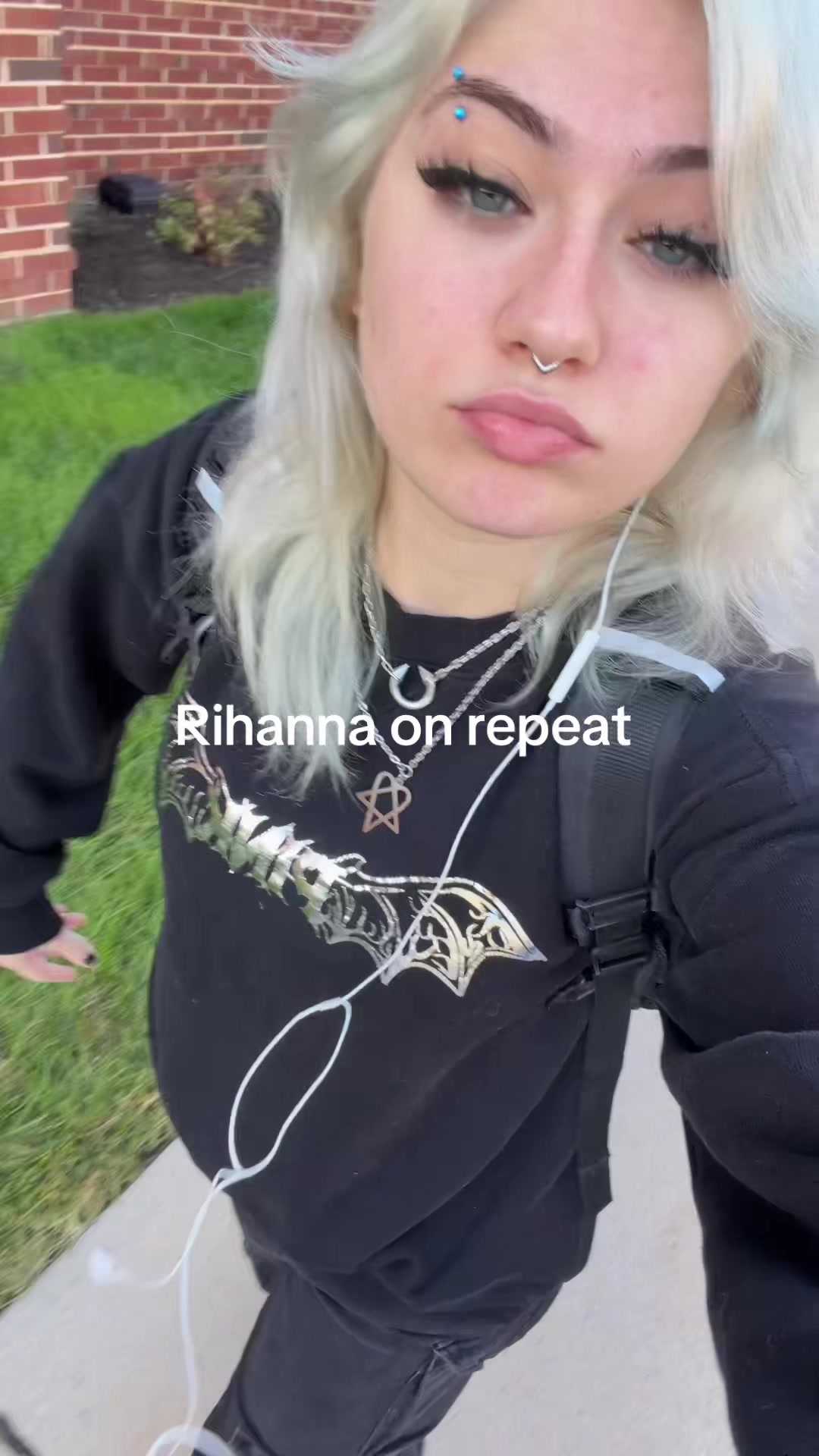 @Sarah jean 🖤