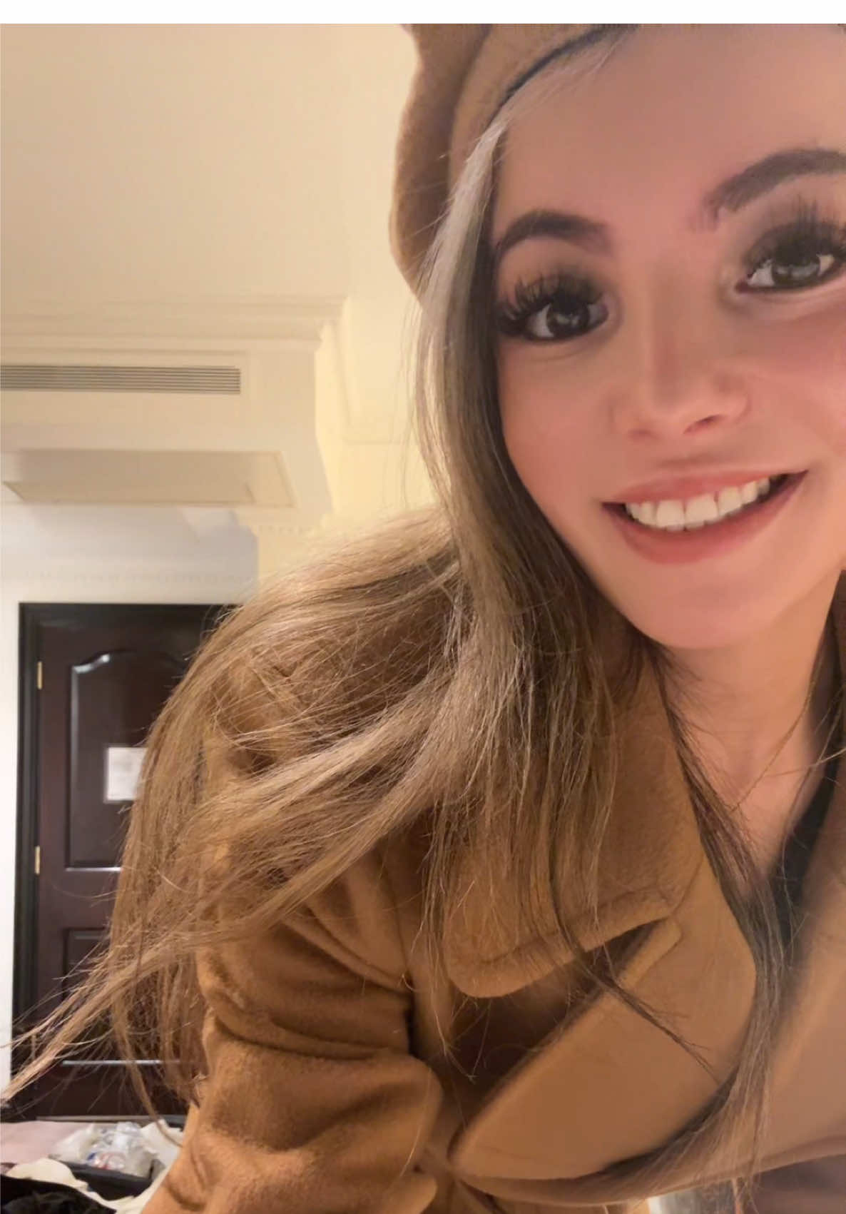 @NicoleElizabethA