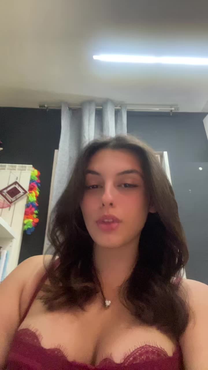 @laurapriore__