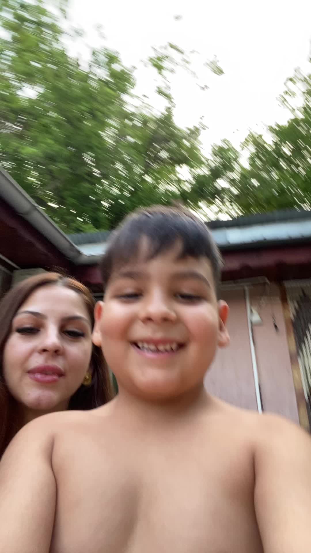 @Daniela Gabriela