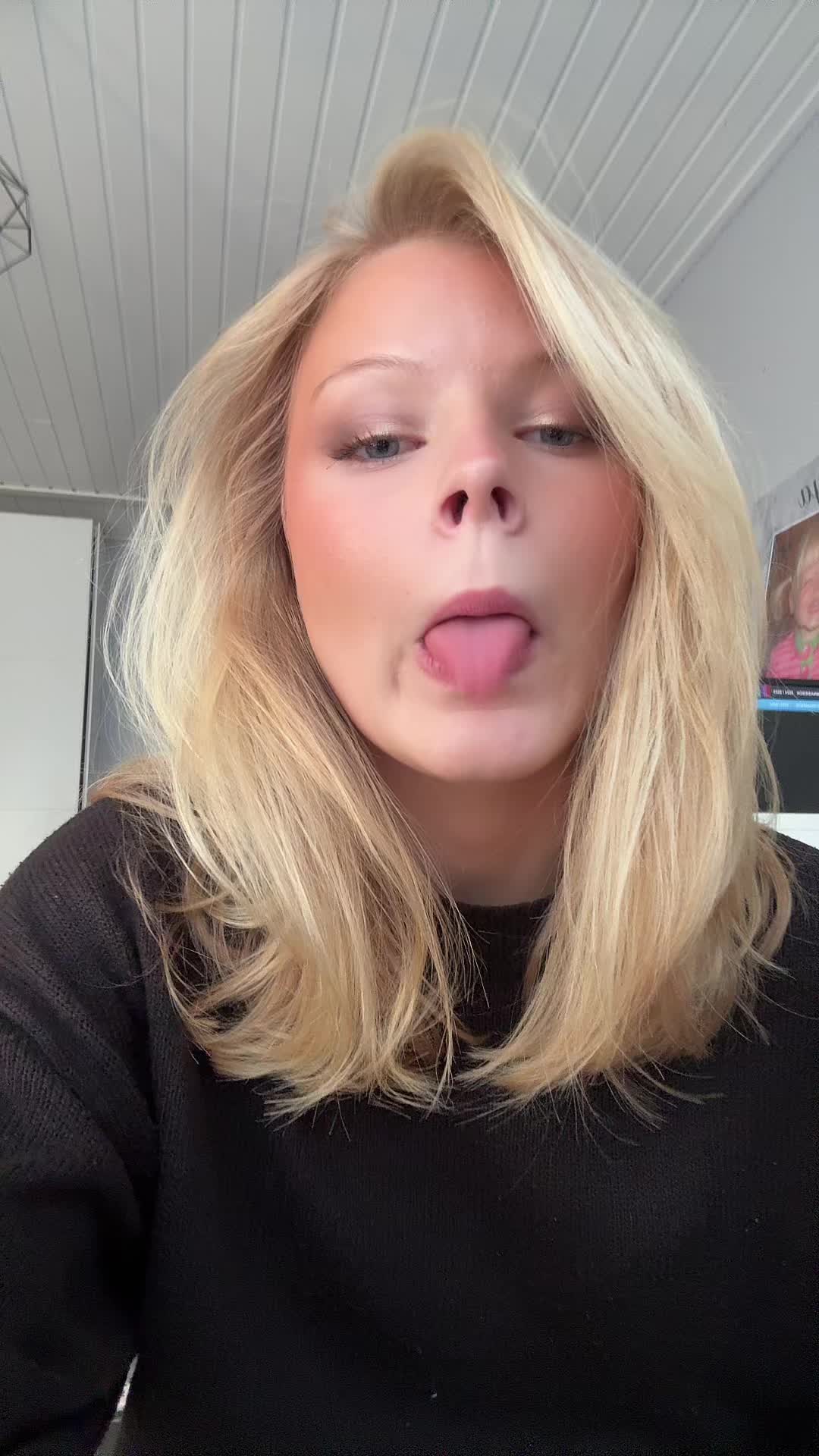 @Enya