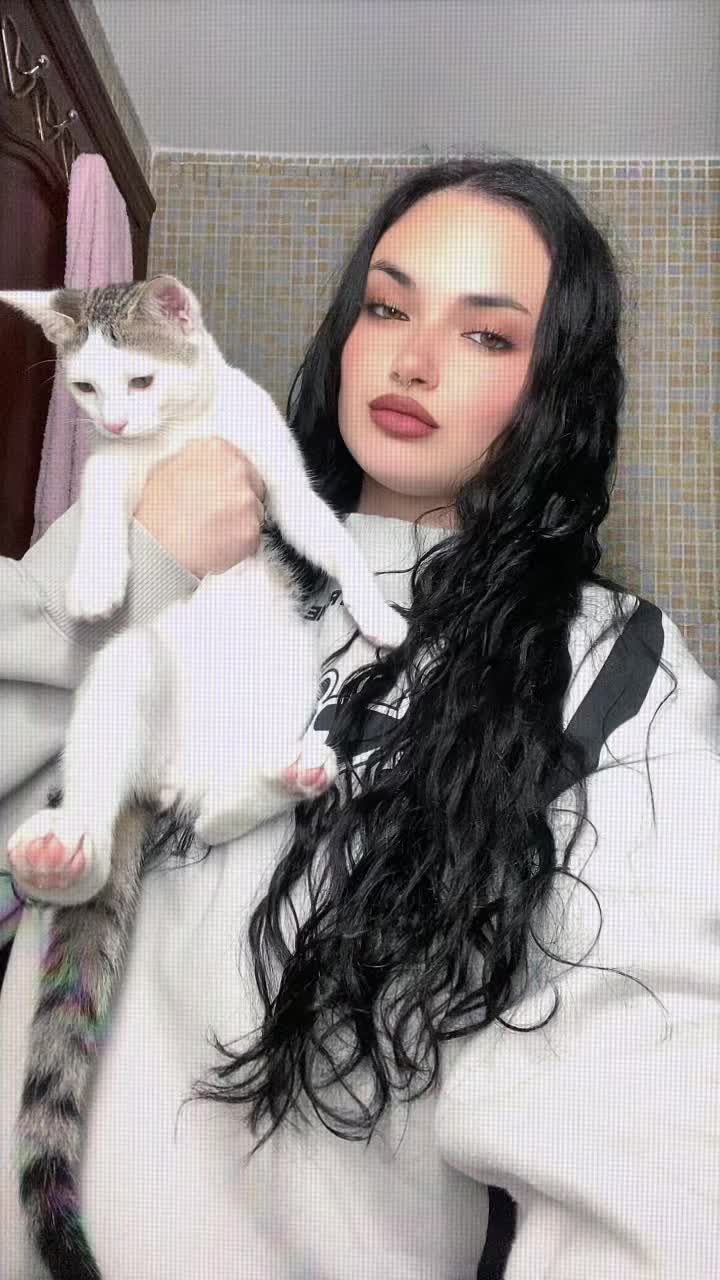 @🦊
