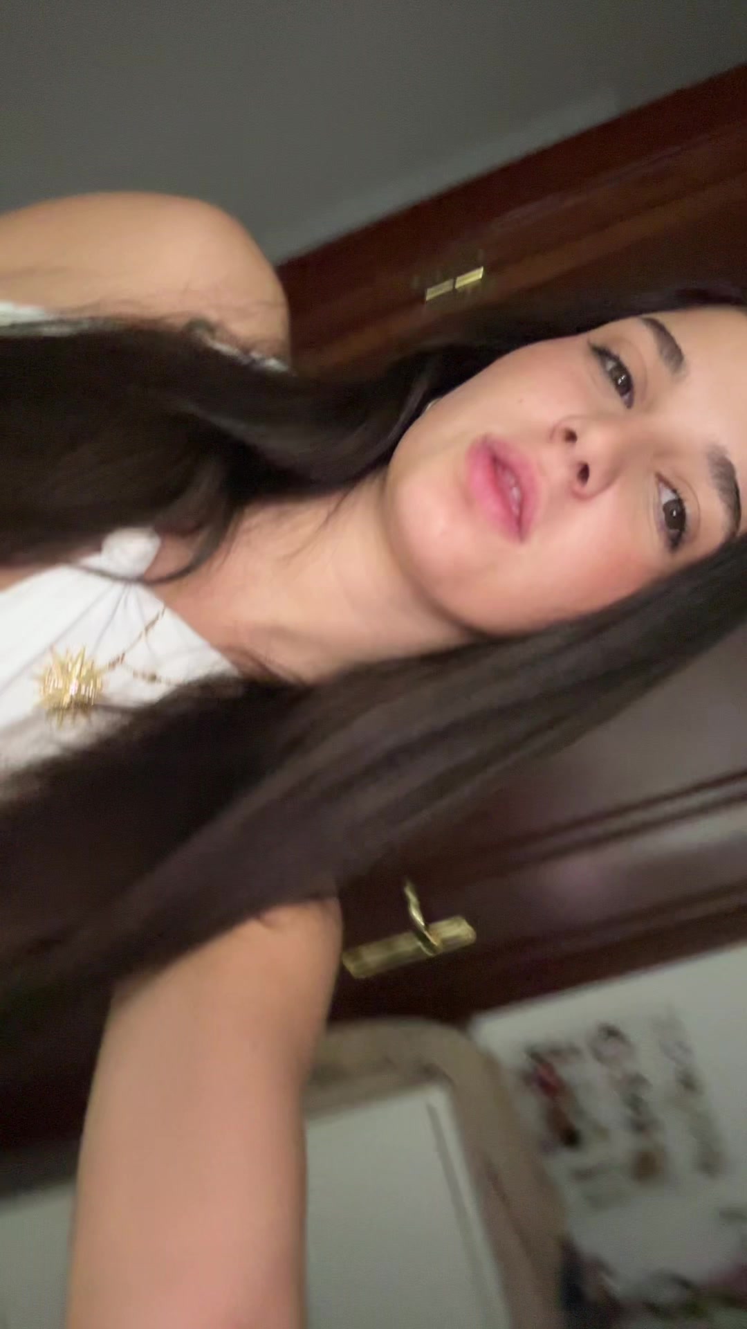 @elenacastro