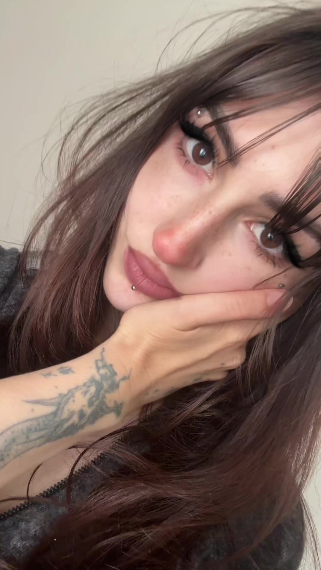 @cryinghinxy