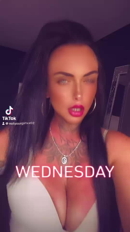 @👑 🦋April OMahony🦋 👑