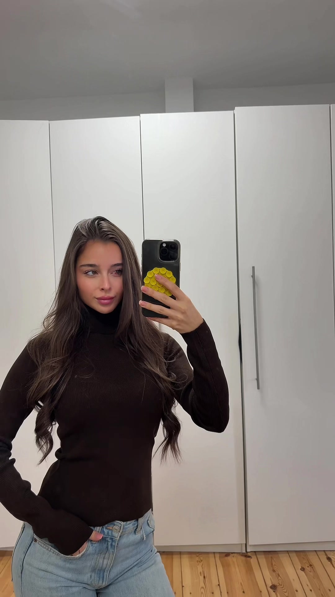 @Elisa
