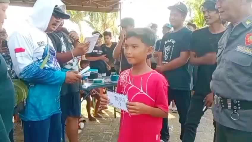 @Prof.Drs.Ir.H BaeRendra,s.Kom