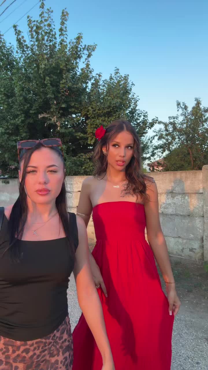 @livelaughlove