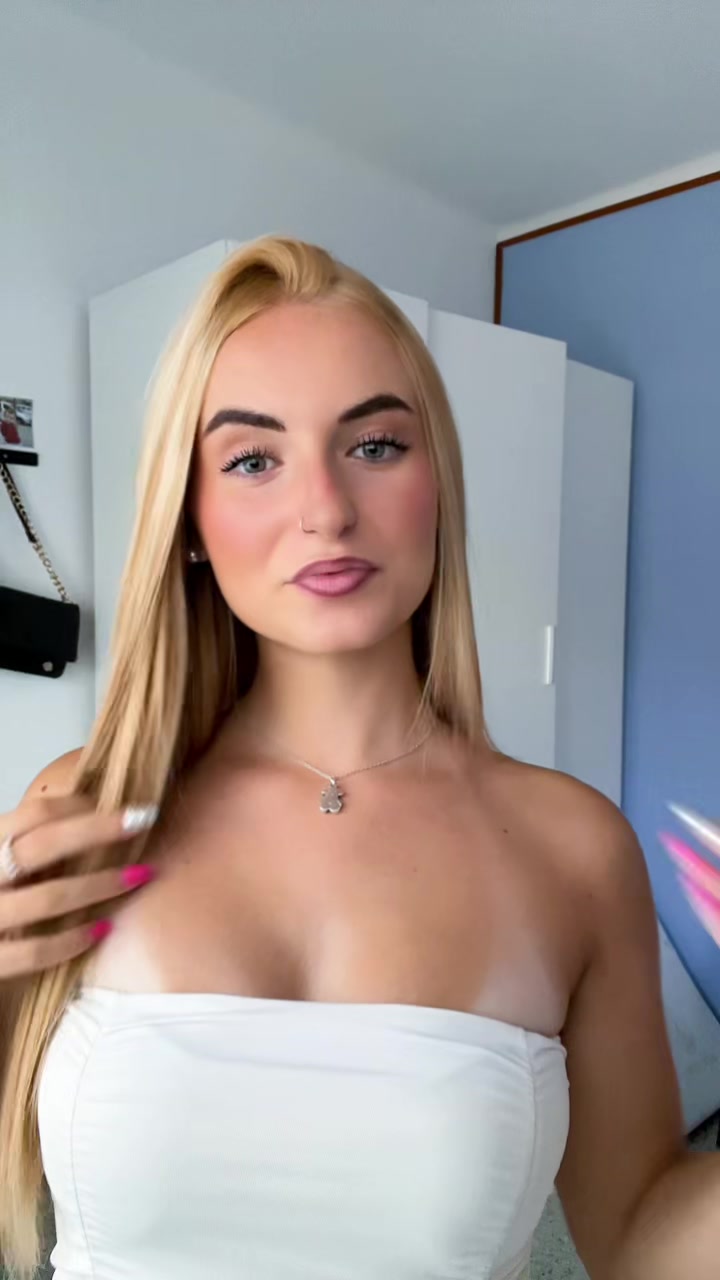 @𝓐ᥫ᭡.