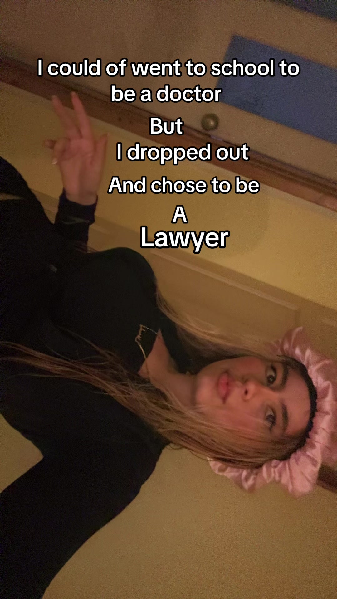 @FutureLawyer₊°༺❤︎༻°₊ 。