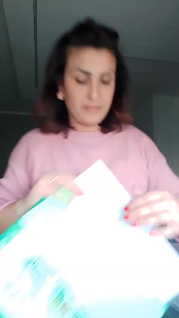 @Sabrina Crispo