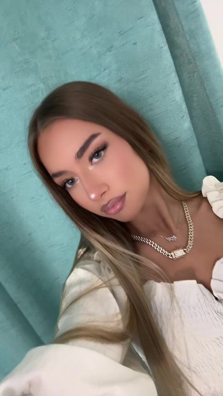 @𝓛 🪬