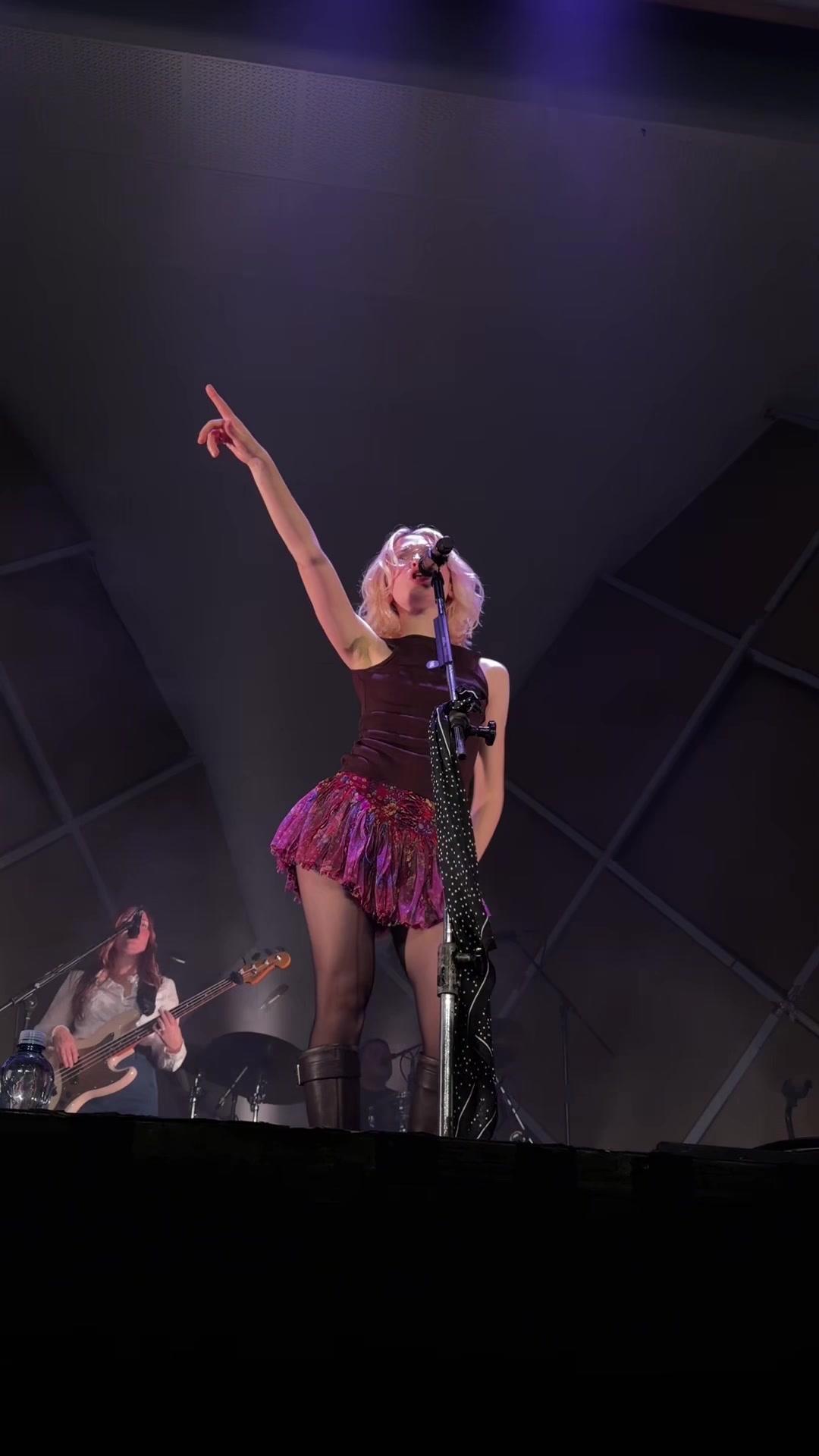@Maisie Peters on stage