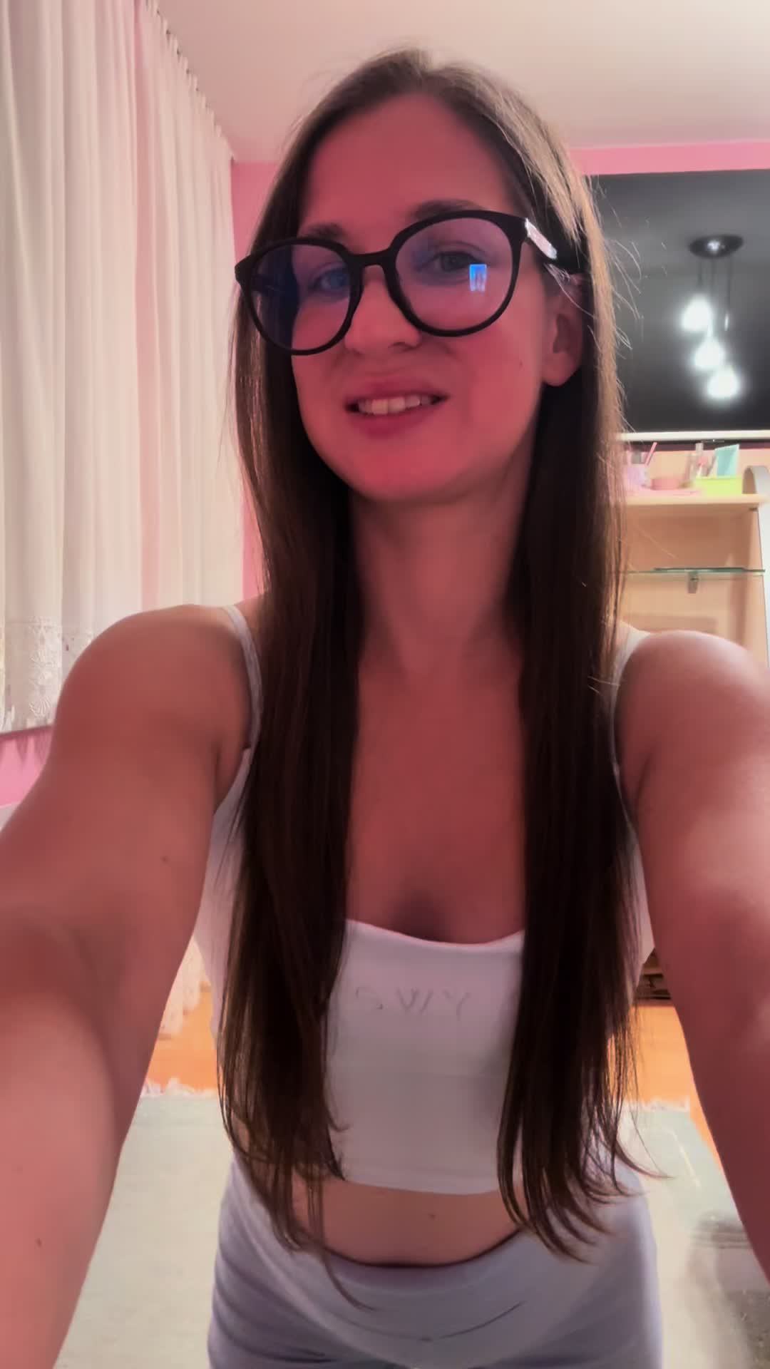 @🩷🌸_bloom_girl64🩷👑