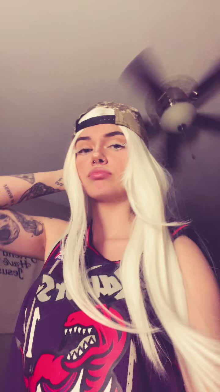 @chronicallyswag