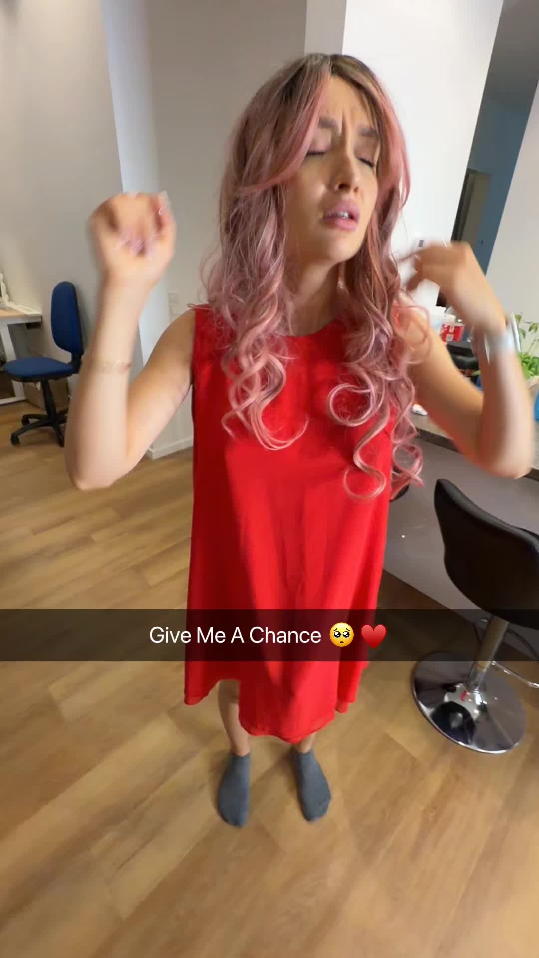 @tinykiracutiee