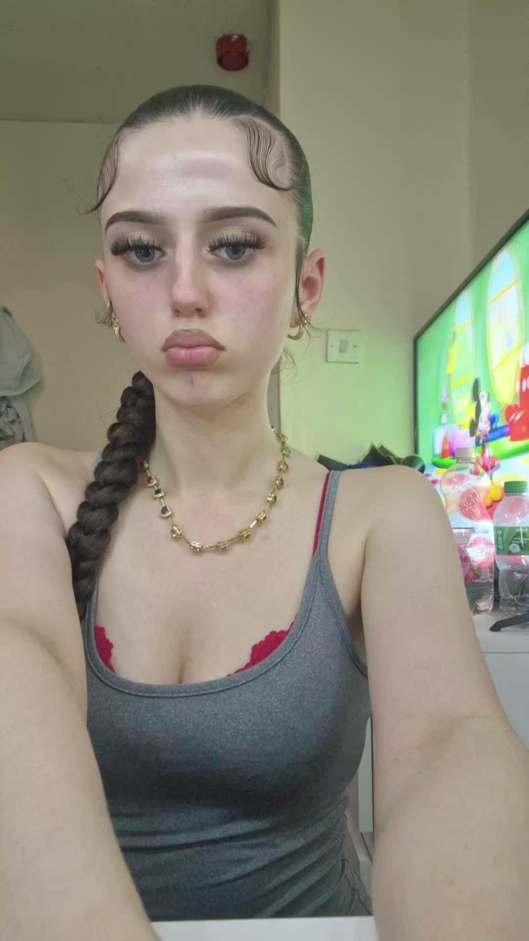 @Angel Rhodes