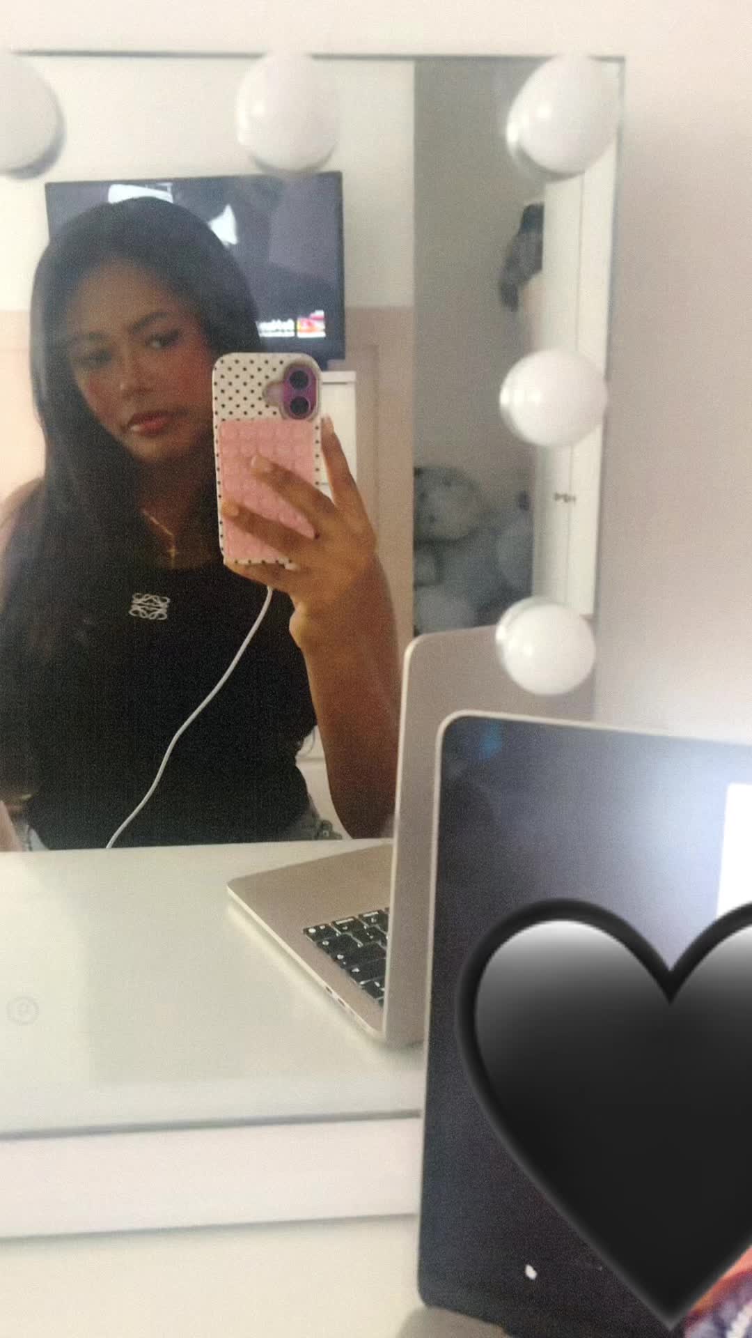@👸🏽 🍒𝒞𝑀