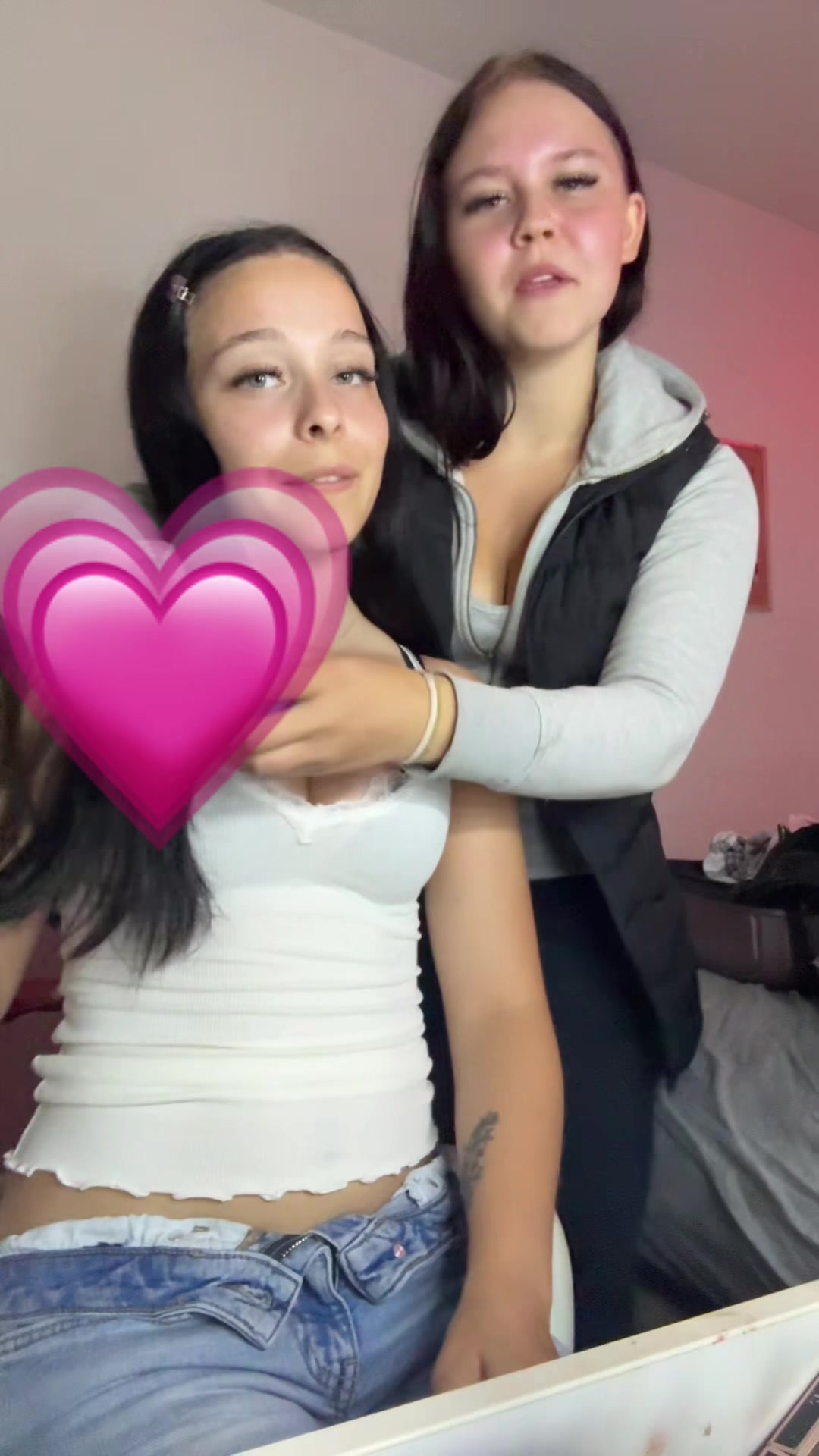@emilia09_aa