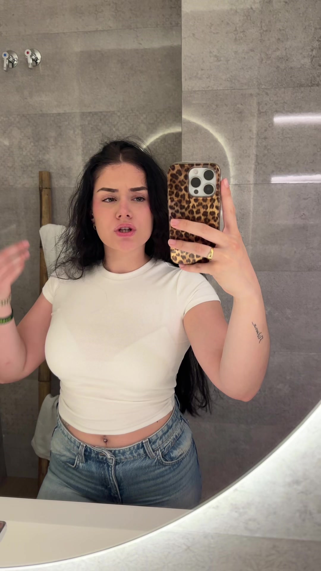 @🚼