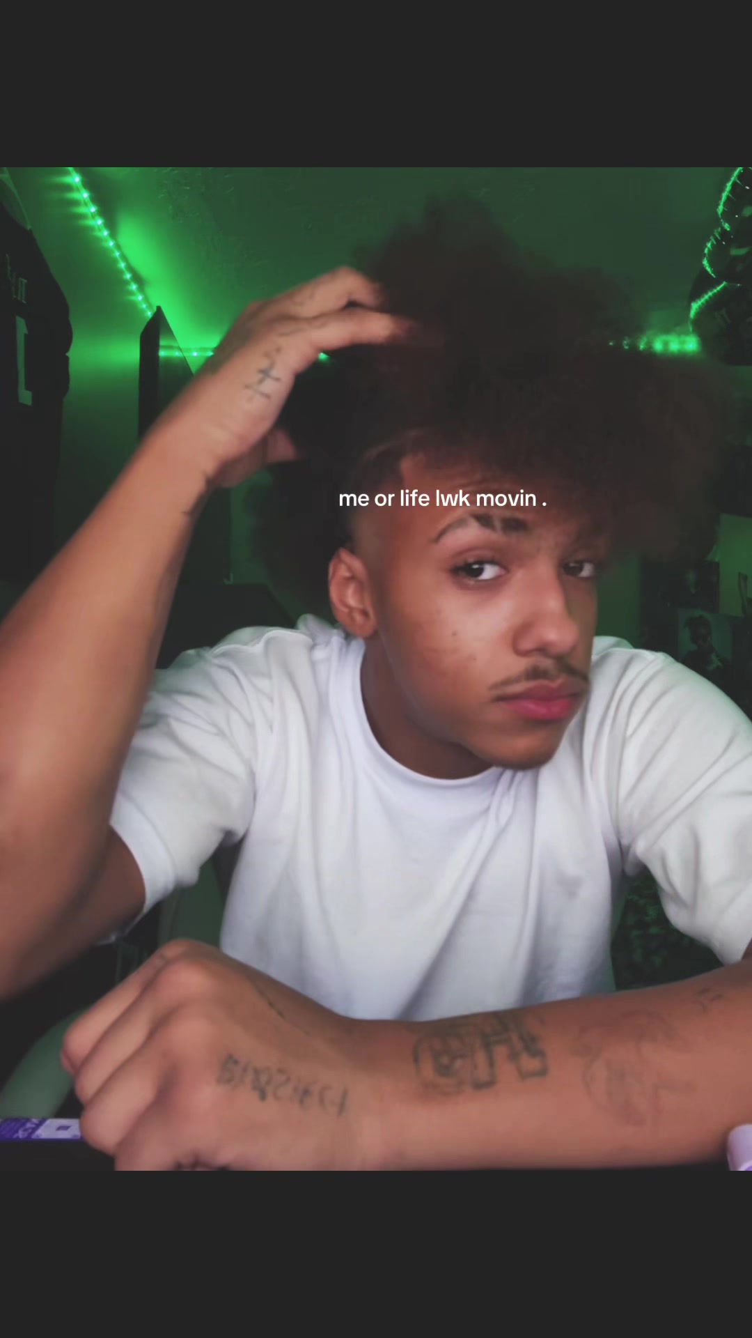 @❧♕𝒜𝓎ℴℴ𝒢𝓇33𝓏𝓎♕❧