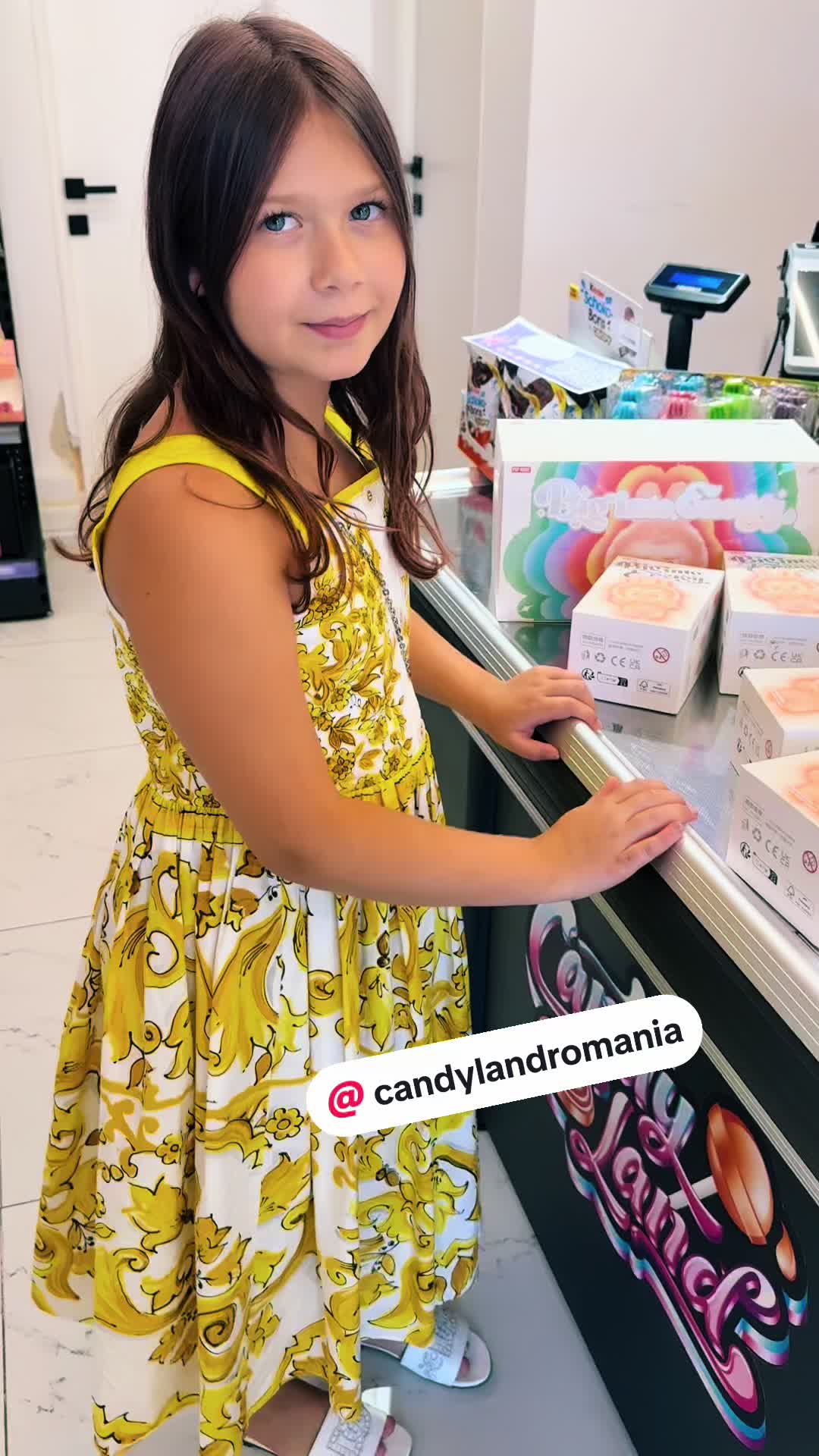@Oana Mizil