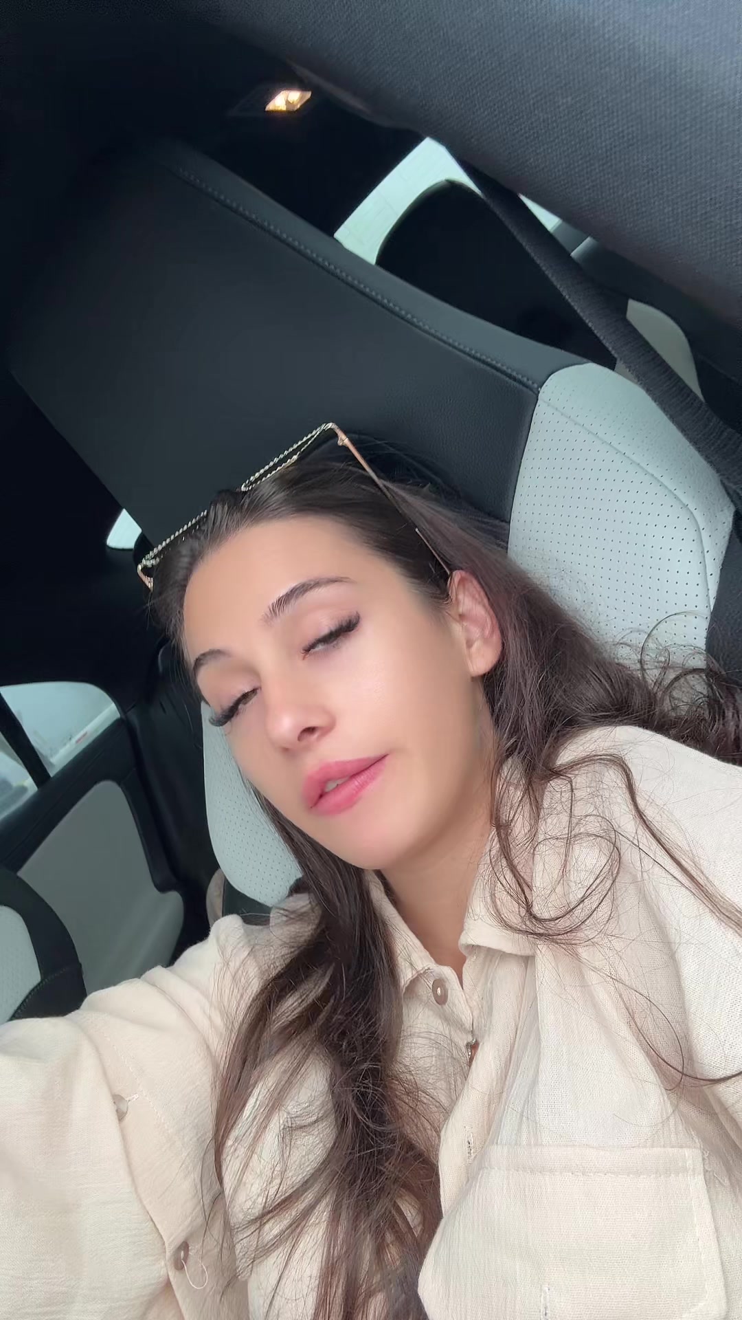 @Elisa