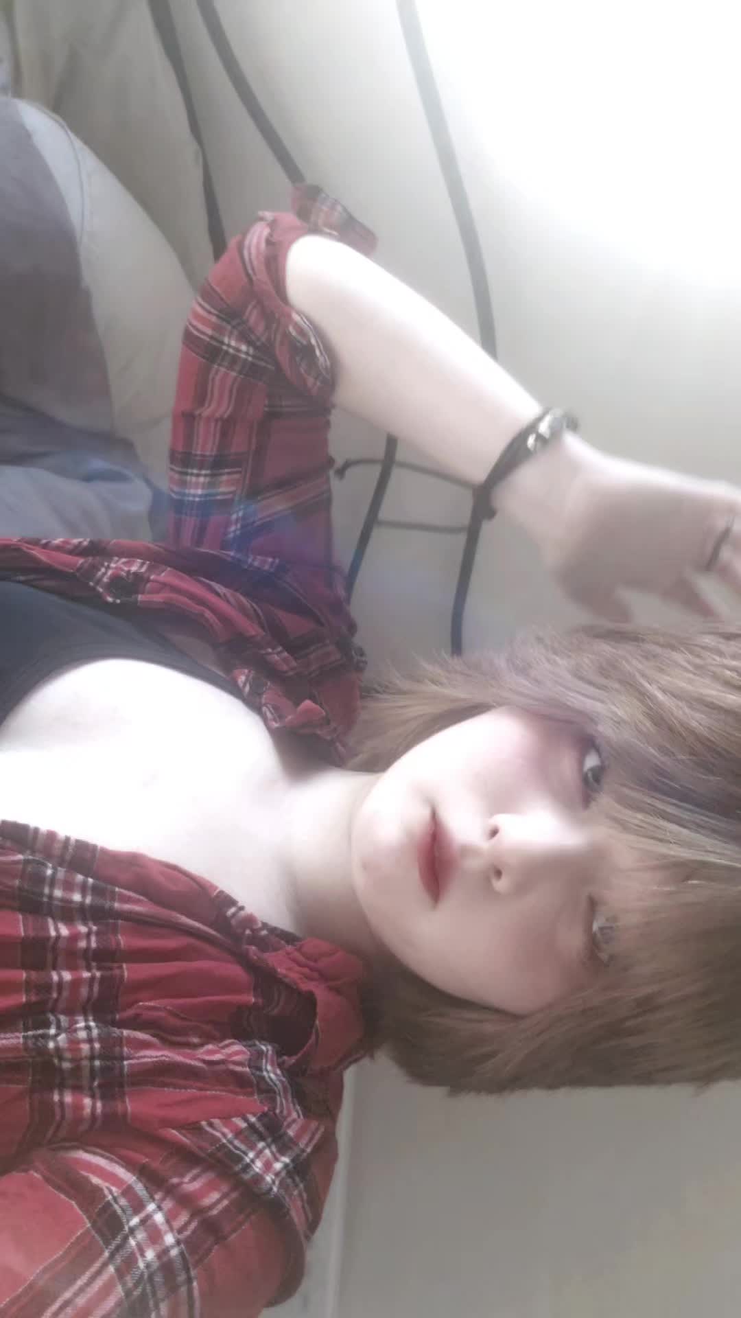 @☆★Ñøłæ★☆