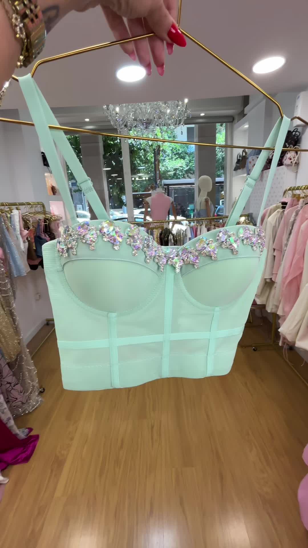 @Sisters the boutique