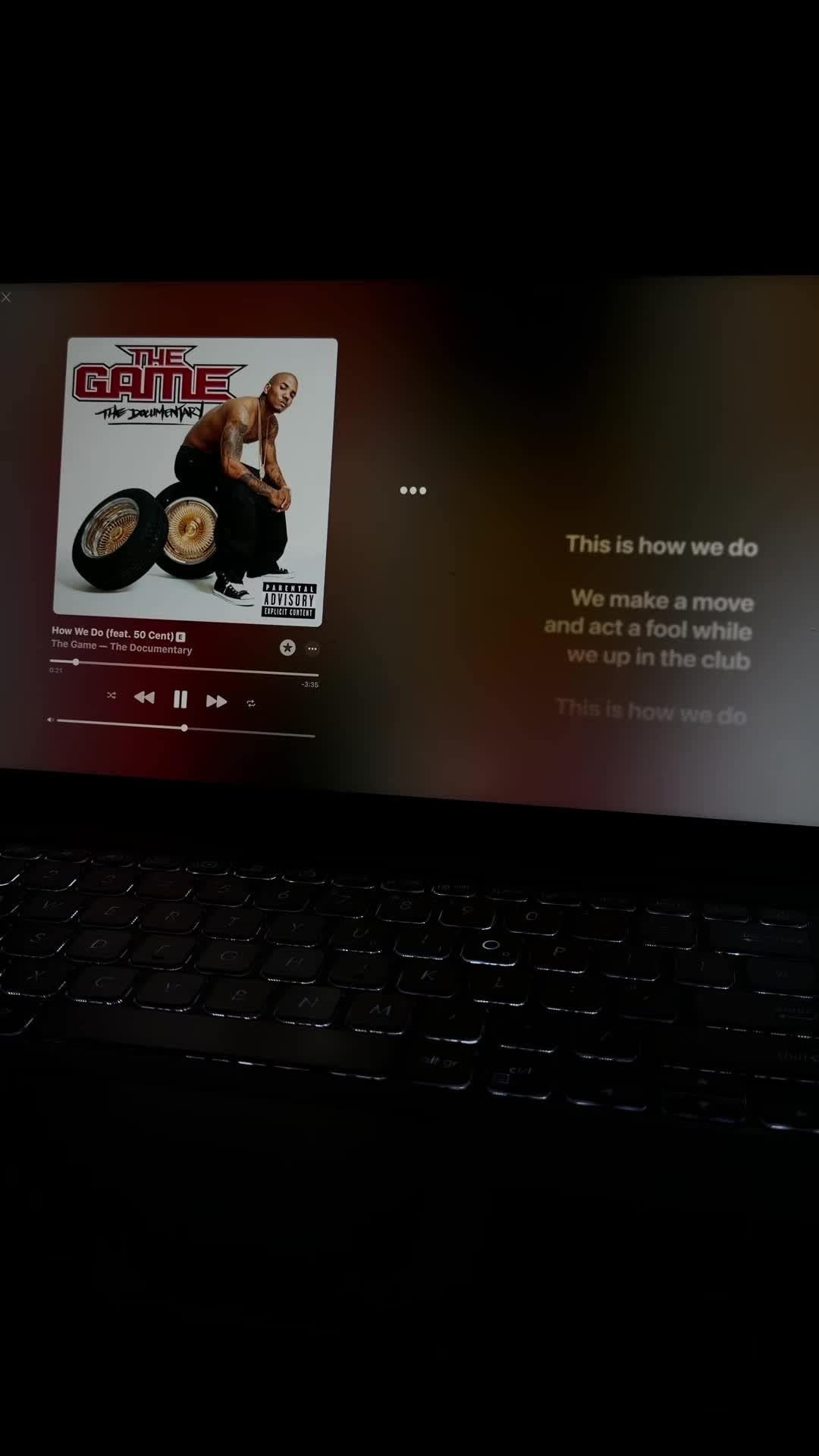 @𝐋𝐲𝐫𝐢𝐱𝐜𝐬 ➩